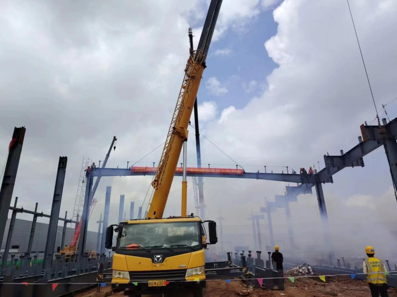 Taller de producció de peces de Chery KD Projecte de construcció al feix, Eihe es va adonar de Chery Automobile Qingdao Base Construction Project va guanyar l’oferta “tres títols consecutius”.
